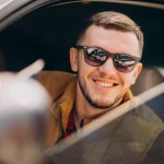 Este gesto tonto al volante revela si has bebido: la advertencia de un guardia civil aunque des 0,0 en el test