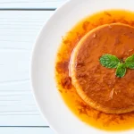 Este ingrediente separa un buen flan de una obra maestra, y no es el azúcar: El secreto del caramelo salado