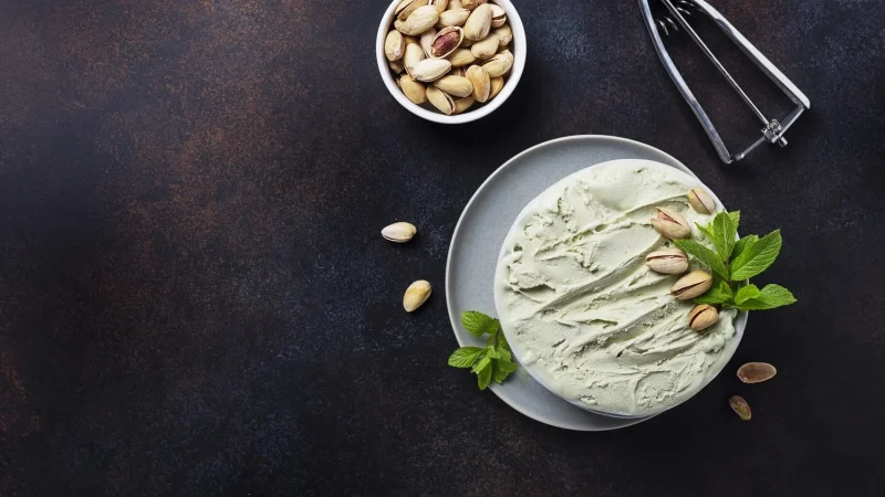 helado casero con pistacho y menta Merca2.es