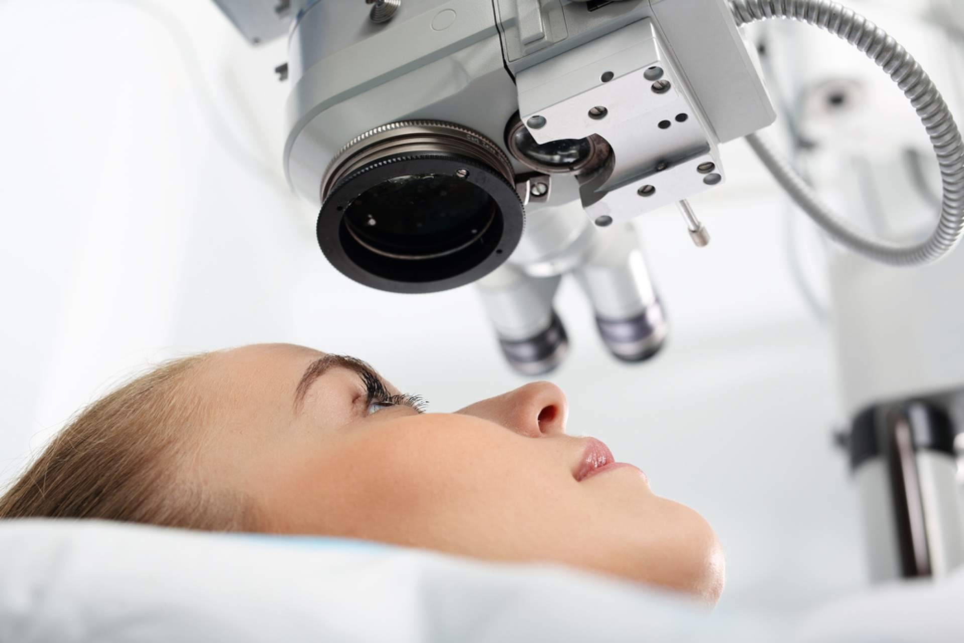 Medrism explora la relación entre la tecnología oftalmológica y el auge del turismo médico