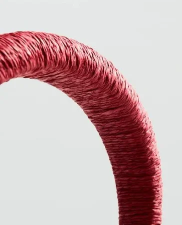 Sombreros, diademas y pañuelos: estilo sin esfuerzo