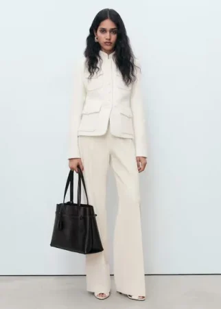 La inspiración de Mango para su nueva colección: una chaqueta blanca que marcó el estilo de la reina Letizia 30 Merca2.es La influencia de Letizia en la moda española