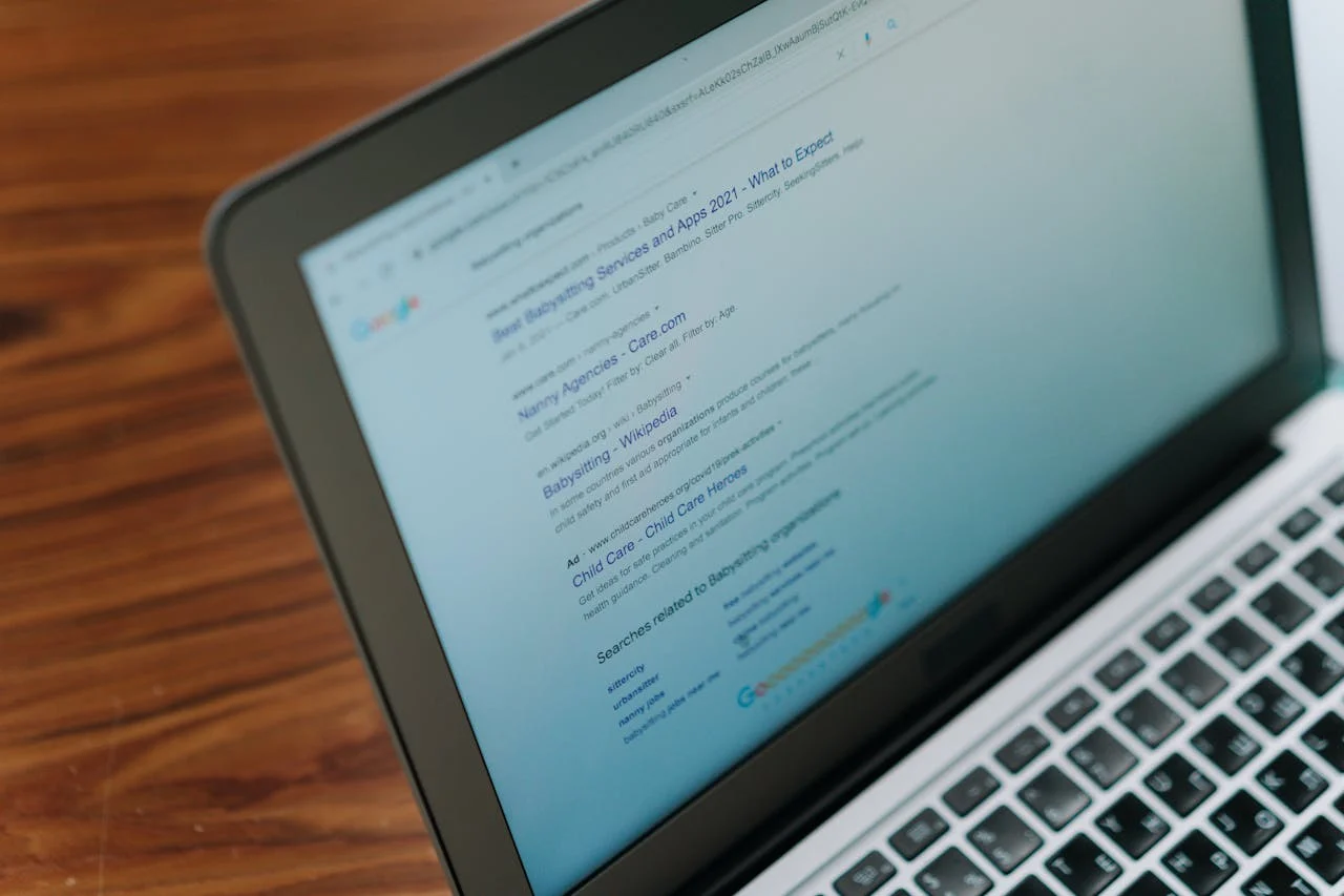 "Tu contraseña puede ser segura, pero si haces esto en Google, no sirve de nada": el error que te deja totalmente expuesto a un hackeo 3 Merca2.es La buena noticia es que ponerle remedio a esta enorme vulnerabilidad es un proceso increíblemente rápido y sencillo que no requiere conocimientos técnicos.