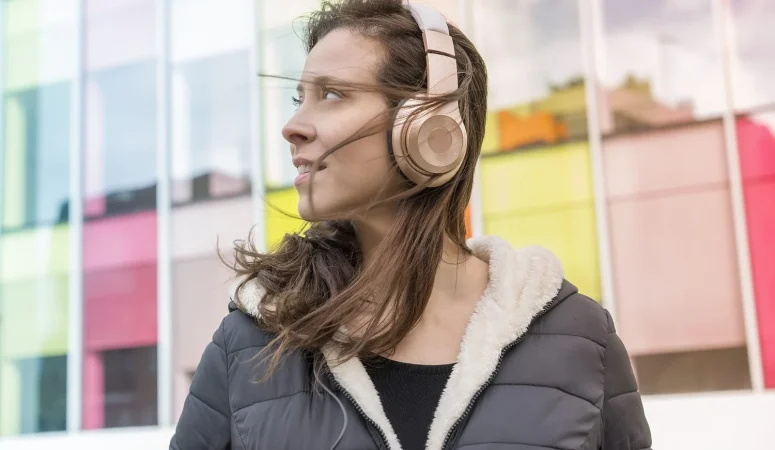 EL IDIOMA SECRETO DE TUS AURICULARES: DESCIFRANDO LOS CÓDECS