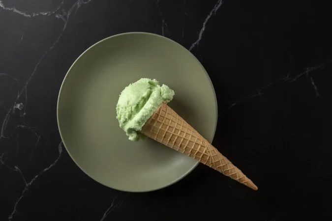 vista superior delicioso helado verde bodegon Merca2.es