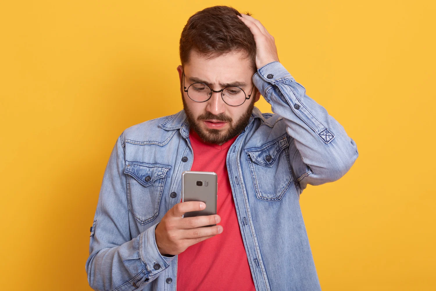 La 'dieta digital' que funciona: 5 tipos de aplicaciones que debes borrar de tu móvil hoy mismo 3 Merca2.es Las plataformas de citas han cambiado las reglas del juego, pero no siempre para mejor.
