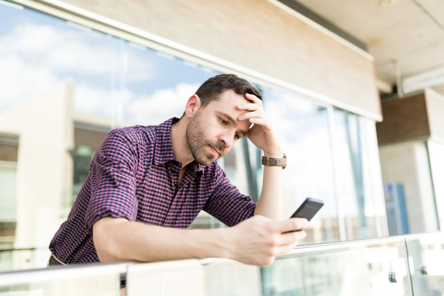 La 'dieta digital' que funciona: 5 tipos de aplicaciones que debes borrar de tu móvil hoy mismo 2 Merca2.es Estar informado es necesario, pero vivir en un estado de alerta constante es perjudicial para tu salud mental.