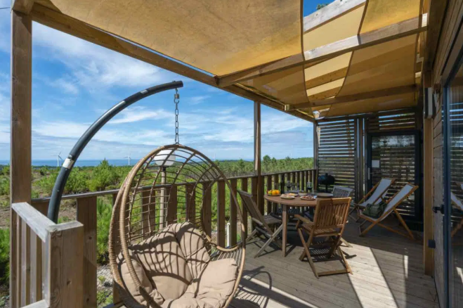 OHAI Nazaré, glamping en el municipio pesquero más famoso de Portugal 1 Merca2.es Captura de pantalla 2025 09 16 105505 Merca2.es