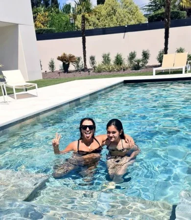 Jardín, piscina y gimnasio: el rincón perfecto para el ocio y el bienestar