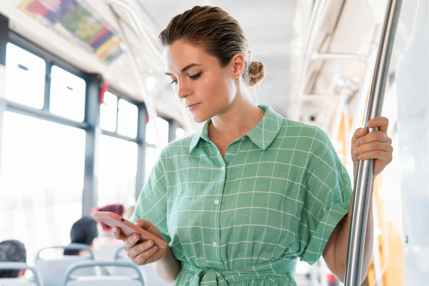 Persona en autobus