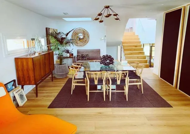 Nuria Roca y Juan del Val presumen de chalet en Madrid: un hogar impresionante 17 Merca2.es Distribución abierta y conexión visual