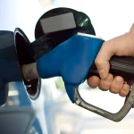 «No tires el ticket de la gasolina»: el gasto olvidado que te puedes deducir en la Renta y que Hacienda no te va a recordar
