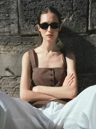 El chaleco de 35 euros de Mango que ha conquistado a Anna Padilla y promete ser la prenda de la temporada 35 Merca2.es La tendencia del tailoring femenino y el papel de Mango