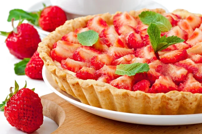tarta de fresa con crema pastelera Merca2.es